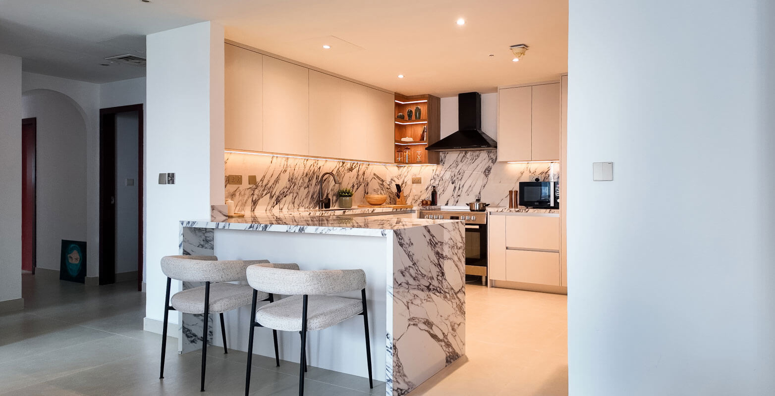 Striking Marble Countertop Kitchen Design